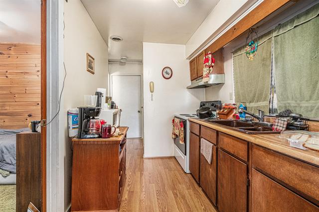 Builiding view twenty three for 53027 Twin Lakes, Dowagiac, MI. 49047