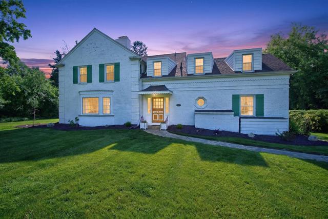 Builiding view eleven for 5050 Browns Lake, Jackson, MI. 49203
