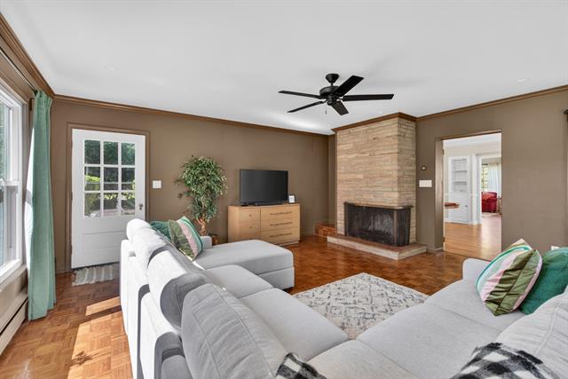 Builiding view fifty five for 5050 Browns Lake, Jackson, MI. 49203