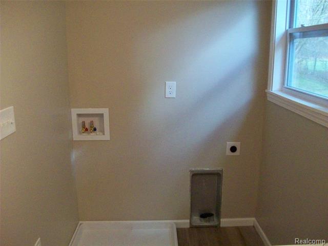 Builiding view eleven for 3454 Eastdale, Flint, MI. 48506