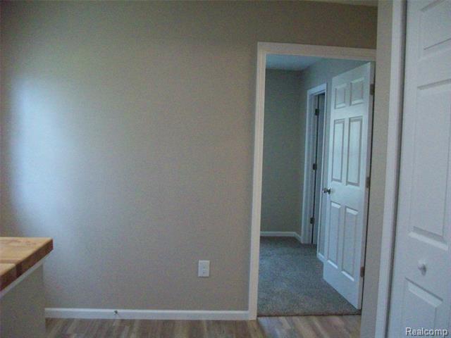 Builiding view fourteen for 3454 Eastdale, Flint, MI. 48506