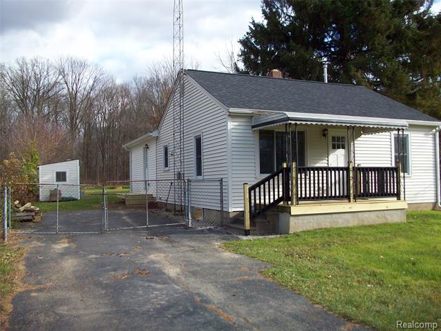 Builiding view one for 3454 Eastdale, Flint, MI. 48506