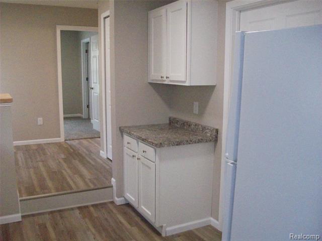 Builiding view thirteen for 3454 Eastdale, Flint, MI. 48506