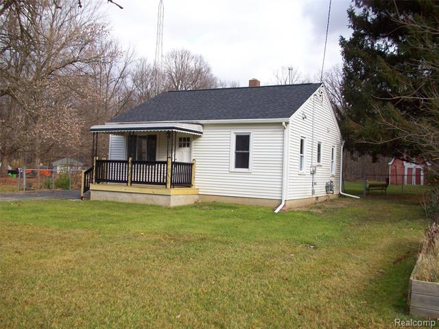 Builiding view thirty one for 3454 Eastdale, Flint, MI. 48506