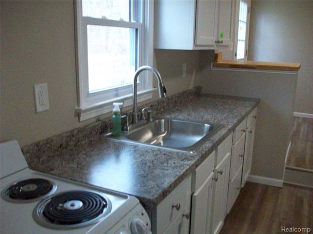 Builiding view three for 3454 Eastdale, Flint, MI. 48506