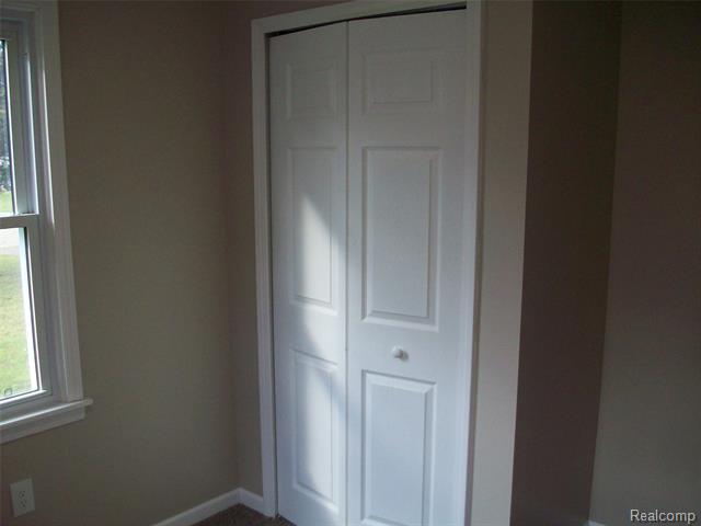 Builiding view twenty three for 3454 Eastdale, Flint, MI. 48506