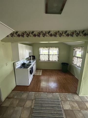 Builiding view eight for 12940 Cleland, Wayland, MI. 49348