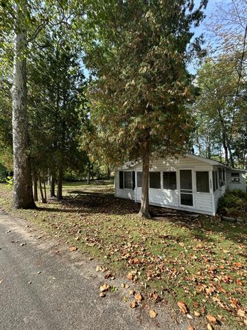 Builiding view six for 12940 Cleland, Wayland, MI. 49348