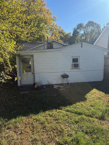 Builiding view five for 810 Broadway, Owosso, MI. 48867