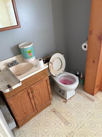 Builiding view three for 810 Broadway, Owosso, MI. 48867