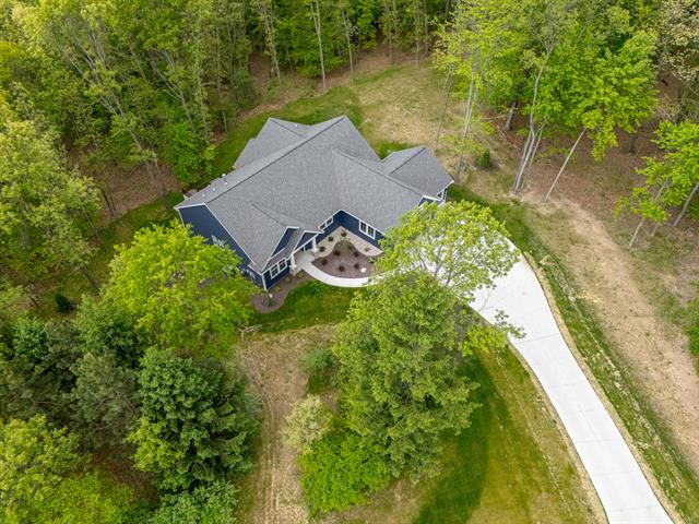 Builiding view forty five for 6583 Hidden Lake, Richland, MI. 49083