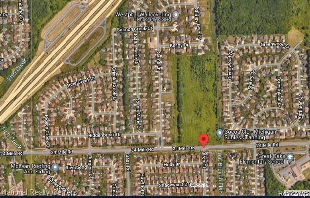 Builiding view twenty nine for 53195 Woodland, New Baltimore, MI. 48047