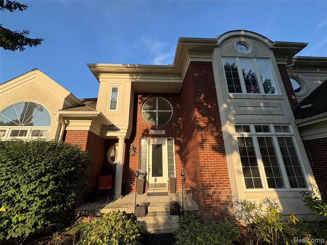 Builiding view one for 3835 Ranya, Commerce Township, MI. 48382