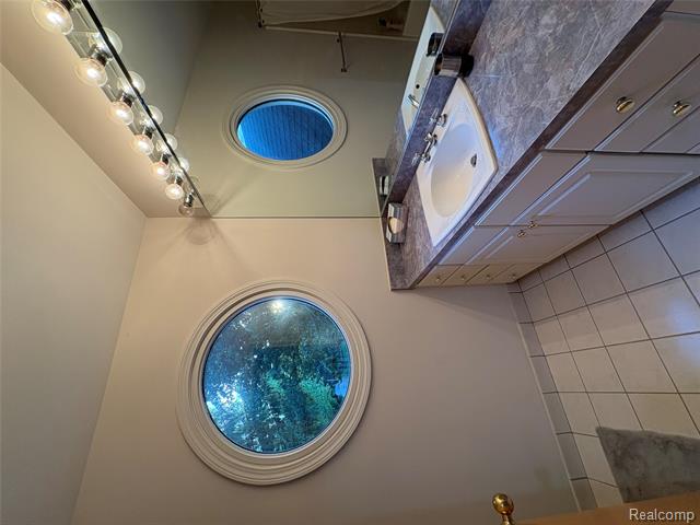 Builiding view thirty two for 3835 Ranya, Commerce Township, MI. 48382