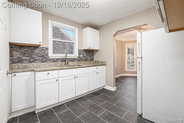 Builiding view eleven for 12080 Heyden, Detroit, MI. 48228