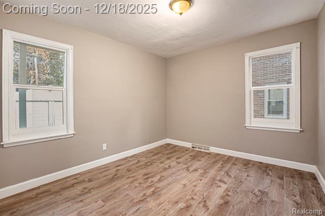 Builiding view nineteen for 12080 Heyden, Detroit, MI. 48228