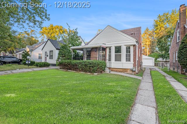 Builiding view one for 12080 Heyden, Detroit, MI. 48228