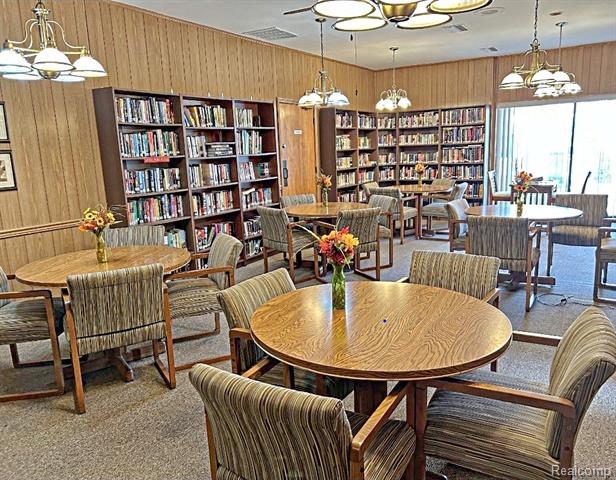 Builiding view twenty four for 18230 University Park, Livonia, MI. 48152