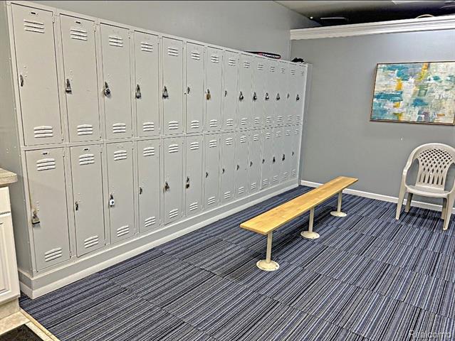 Builiding view twenty six for 18230 University Park, Livonia, MI. 48152