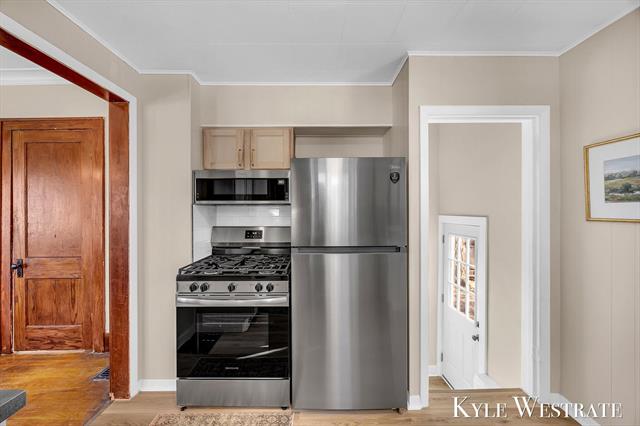 Builiding view twelve for 1200 Fisk, Grand Rapids, MI. 49506