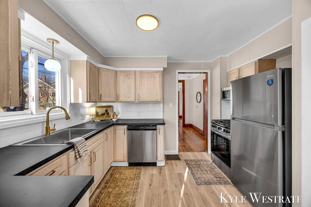 Builiding view twenty nine for 1200 Fisk, Grand Rapids, MI. 49506