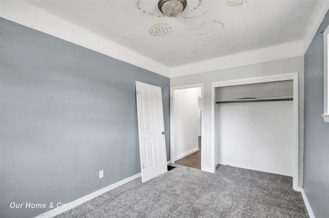 Builiding view six for 1700 Marquette, Saginaw, MI. 48602