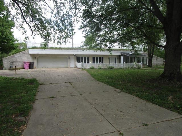 Builiding view eighteen for 12600 15 1/2 Mile, Marshall, MI. 49068