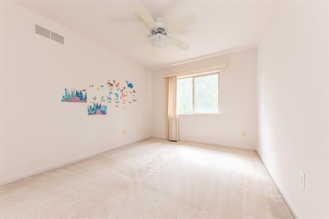 Builiding view forty for 4663 Rosewood, West Bloomfield, MI. 48323