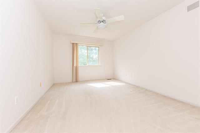 Builiding view thirty five for 4663 Rosewood, West Bloomfield, MI. 48323