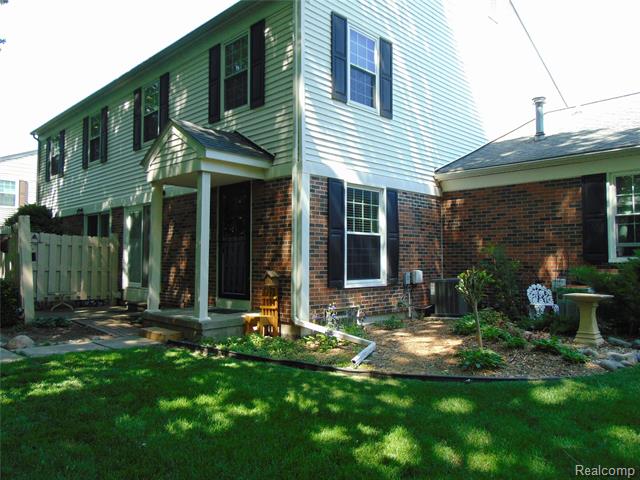 Builiding view one for 44167 Providence, Clinton Township, MI. 48038