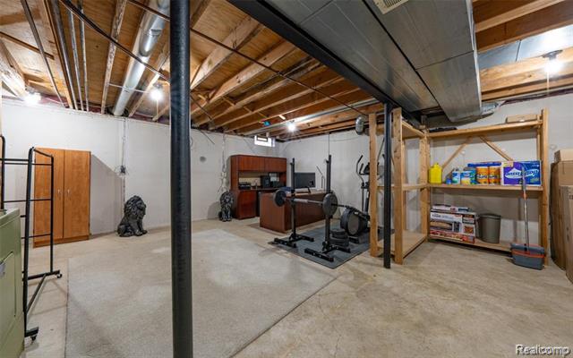 Builiding view seventeen for 44167 Providence, Clinton Township, MI. 48038