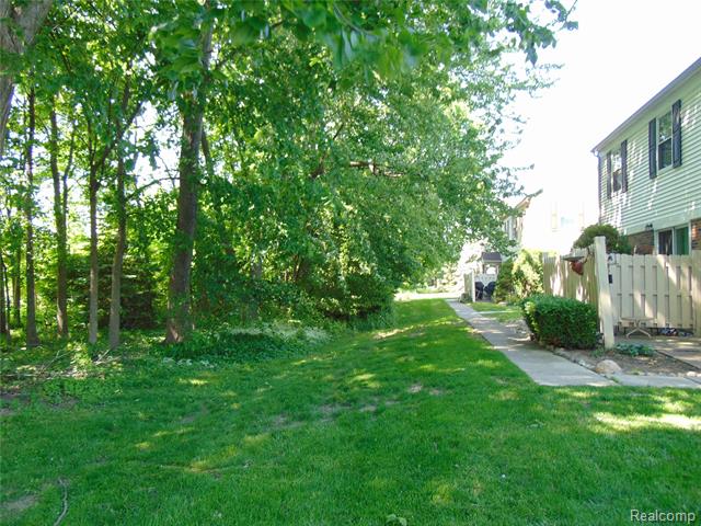 Builiding view three for 44167 Providence, Clinton Township, MI. 48038