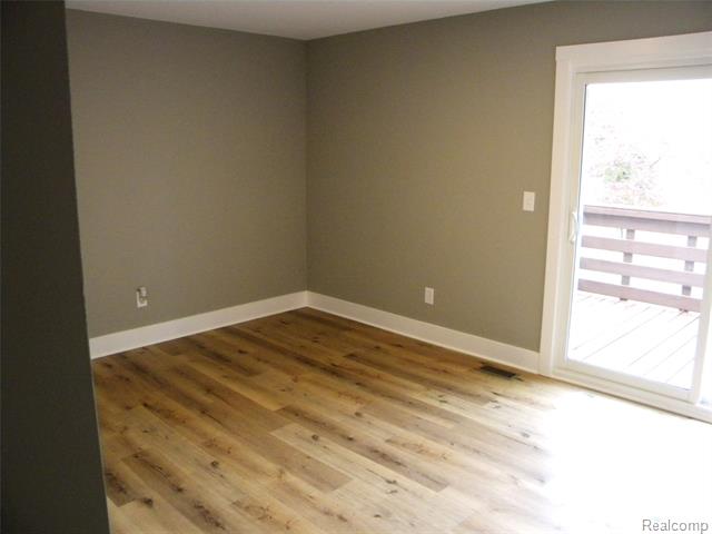 Builiding view fifteen for 10287 Frances, Otisville, MI. 48463