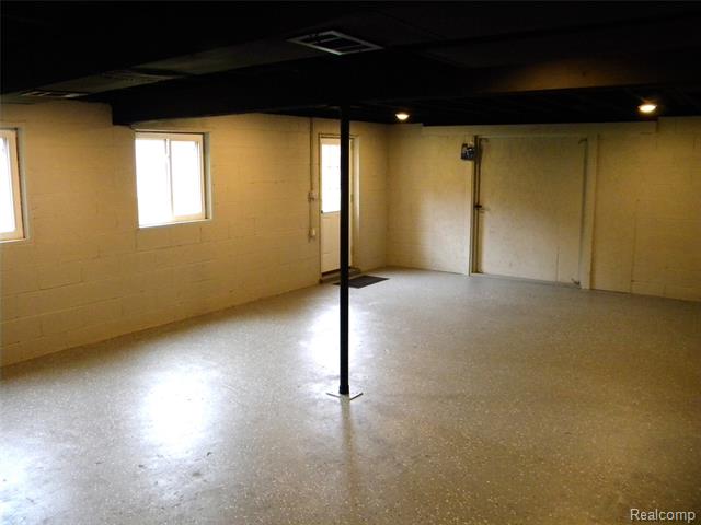 Builiding view nineteen for 10287 Frances, Otisville, MI. 48463