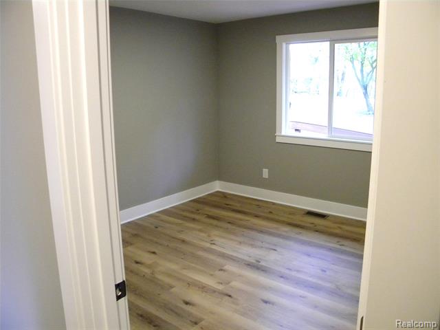 Builiding view ten for 10287 Frances, Otisville, MI. 48463