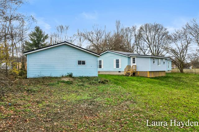 Builiding view eight for 6220 Riverside, Saranac, MI. 48881