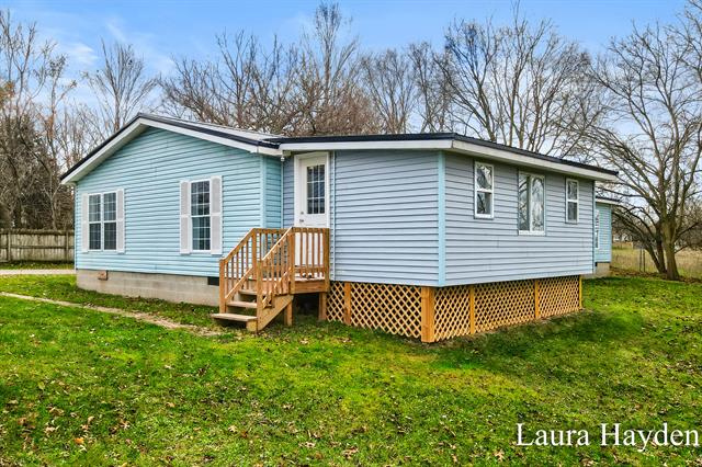 Builiding view five for 6220 Riverside, Saranac, MI. 48881