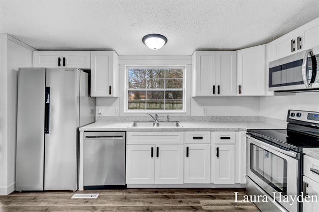 Builiding view seventeen for 6220 Riverside, Saranac, MI. 48881