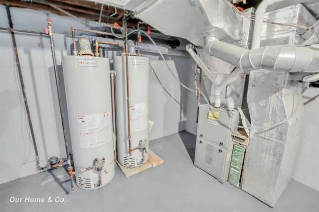 Builiding view fifty five for 2502 Lee, Bay City, MI. 48708