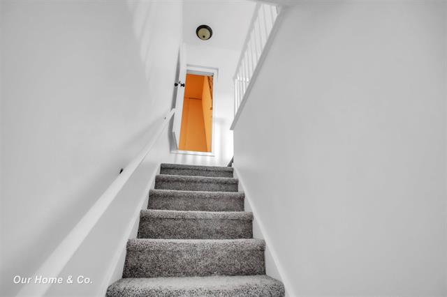 Builiding view forty five for 2502 Lee, Bay City, MI. 48708