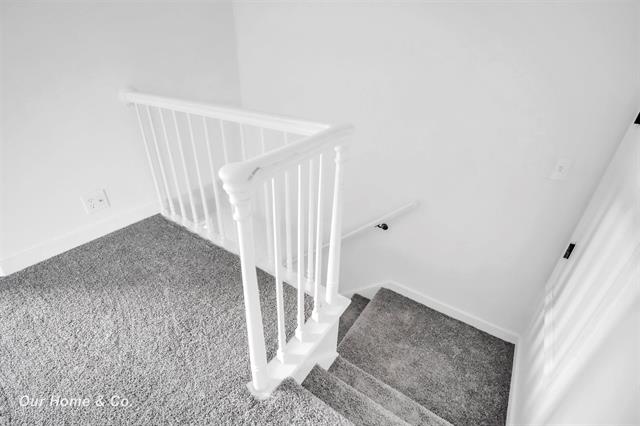 Builiding view forty six for 2502 Lee, Bay City, MI. 48708