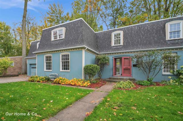 Builiding view one for 2502 Lee, Bay City, MI. 48708