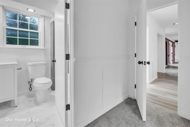 Builiding view thirty six for 2502 Lee, Bay City, MI. 48708