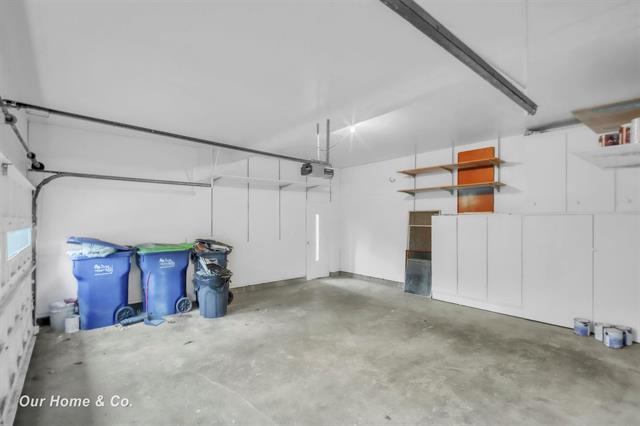 Builiding view twelve for 2502 Lee, Bay City, MI. 48708