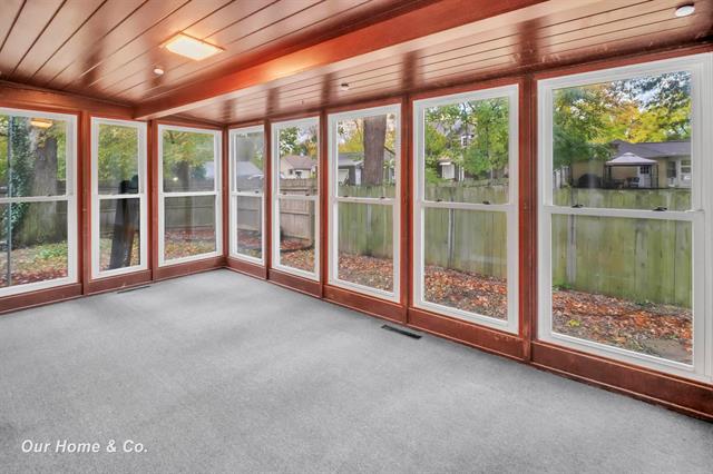 Builiding view twenty five for 2502 Lee, Bay City, MI. 48708