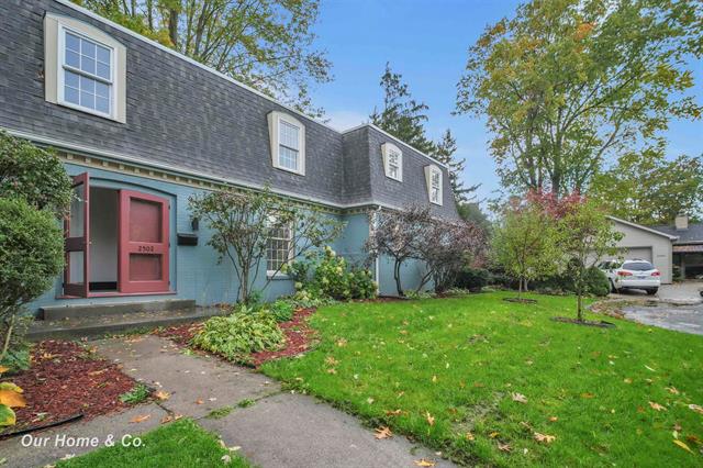 Builiding view two for 2502 Lee, Bay City, MI. 48708