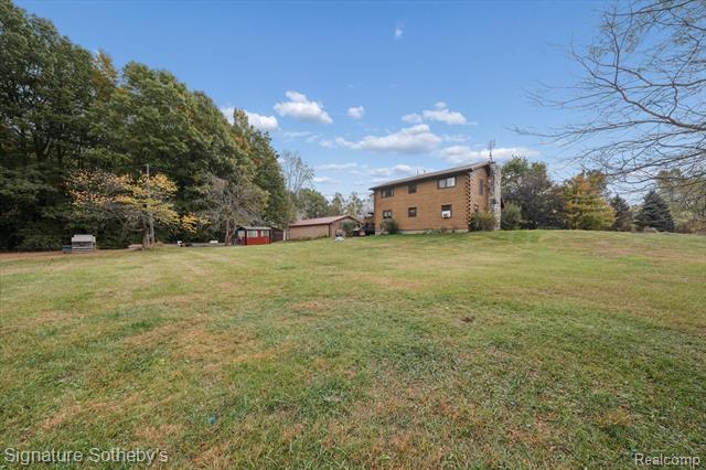 Builiding view thirty eight for 4540 Timber, Dryden, MI. 48428