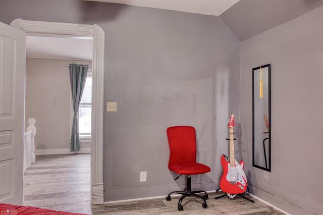 Builiding view eighteen for 701 Pine, Owosso, MI. 48867