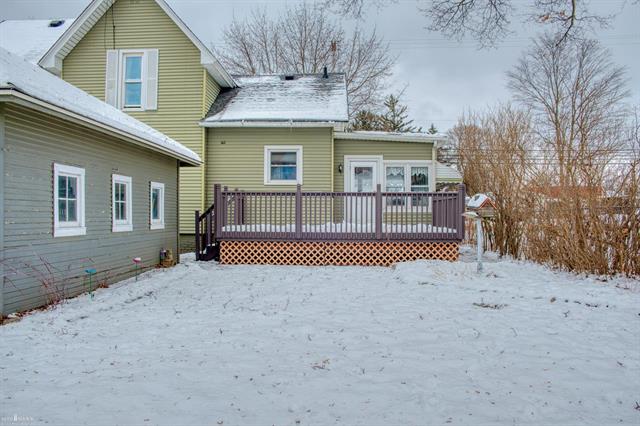 Builiding view twenty three for 701 Pine, Owosso, MI. 48867