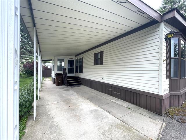 Builiding view one for 855 Jefferson, Grand Ledge, MI. 48837